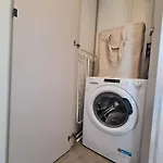 Pour 6 Personnes Avec Piscine Couverte Et Chauffée à 300 M De La Avec Wi-fi Et Climatisé , 3 Hébergement de vacances *