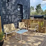 Hébergement de vacances Pour 6 Personnes Avec Piscine Couverte Et Chauffée à 300 M De La Avec Wi-fi Et Climatisé , 3 *