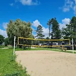 Pour 6 Personnes Avec Piscine Couverte Et Chauffée à 300 M De La Avec Wi-fi Et Climatisé , 3 Hébergement de vacances