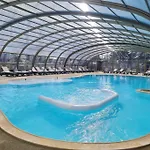 Hébergement de vacances Pour 6 Personnes Avec Piscine Couverte Et Chauffée à 300 M De La Avec Wi-fi Et Climatisé , 3 Jullouville