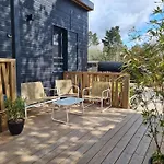 Pour 6 Personnes Avec Piscine Couverte Et Chauffée à 300 M De La Avec Wi-fi Et Climatisé , 3 *