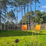 Pour 6 Personnes Avec Piscine Couverte Et Chauffée à 300 M De La Avec Wi-fi Et Climatisé , 3 Jullouville