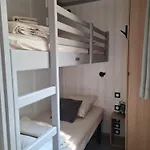 Hébergement de vacances Pour 6 Personnes Avec Piscine Couverte Et Chauffée à 300 M De La Avec Wi-fi Et Climatisé , 3 Jullouville