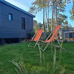 Hébergement de vacances Pour 6 Personnes Avec Piscine Couverte Et Chauffée à 300 M De La Avec Wi-fi Et Climatisé , 3 *