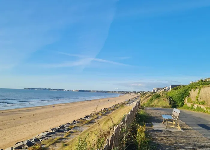 Pour 6 Personnes Avec Piscine Couverte Et Chauffee A 300 M De La Avec Wi-fi Et Climatise , 3